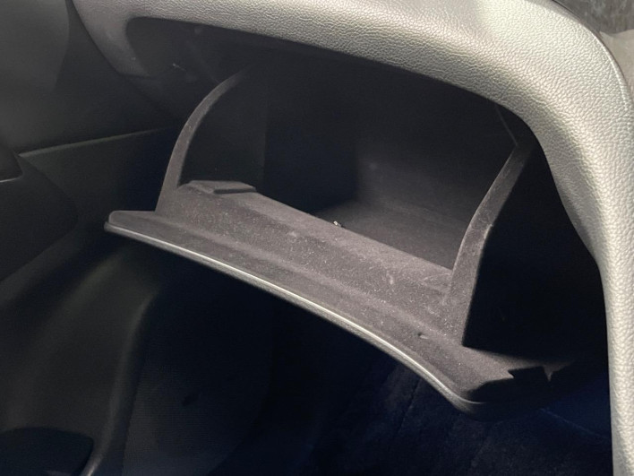 2010 Nissan Elgrand DBA-PNE52 (UW-6a2a277ea30f9)[24]