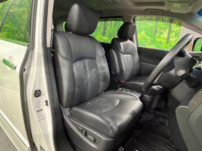 2010 Nissan Elgrand DBA-PNE52 (UW-6a2a277ea30f9)[17]