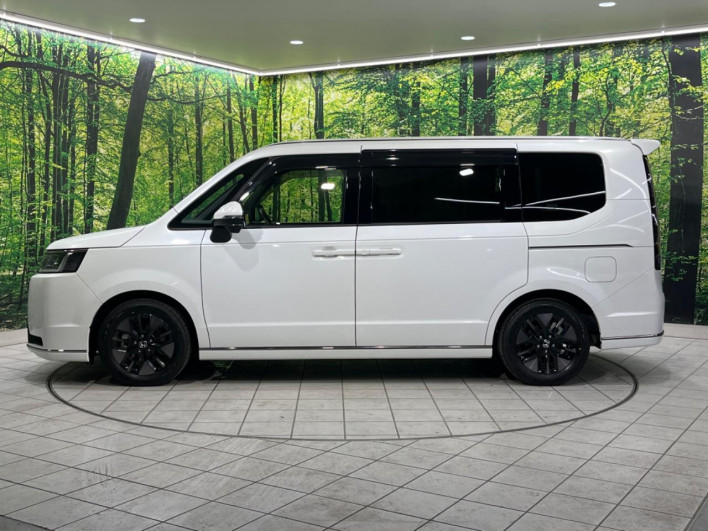 2023 Honda Step Wagon 6AA-RP8 (UW-6a2a2787a7722)[11]