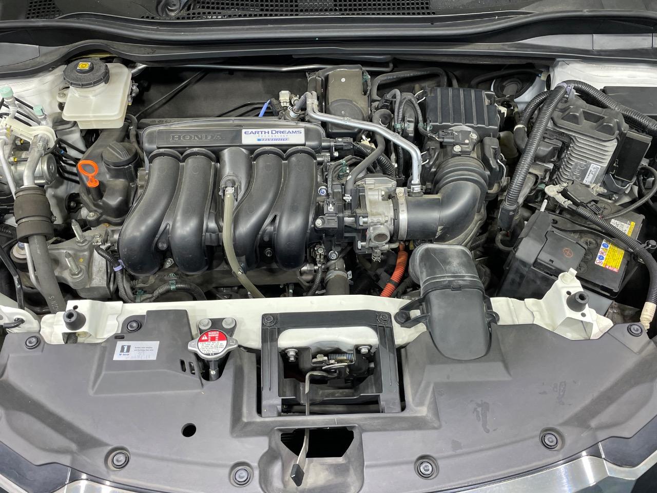 2016 Honda VEZEL DAA-RU3