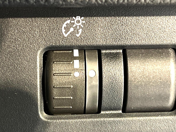 2014 Subaru Forester DBA-SJ5 (UW-6a2a279dc6391)[9]