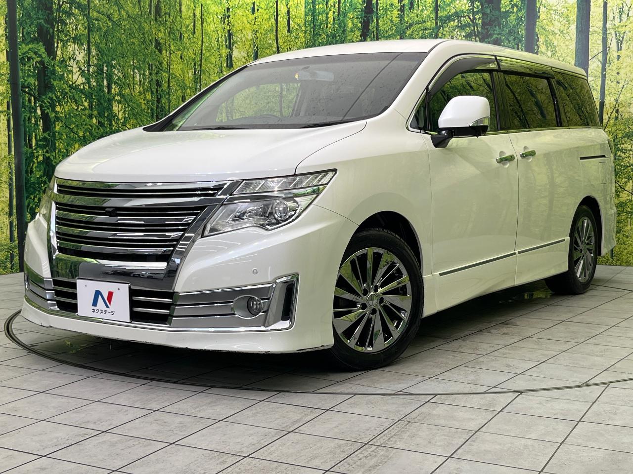 2016 Nissan Elgrand DBA-TE52