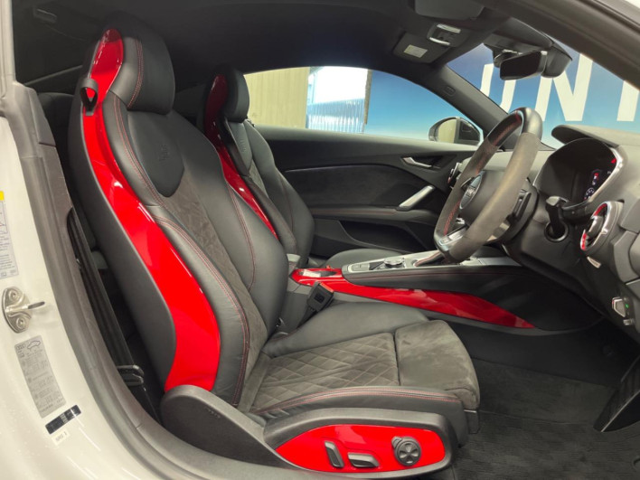 2023 Audi TT Coupe 3BA-FVDNPF (UW-6a2a27ad61d42)[25]