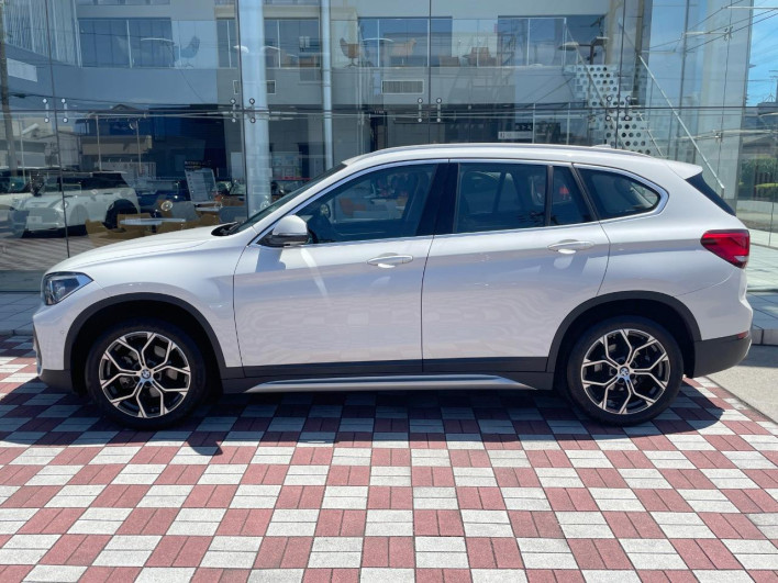 2022 BMW X1 3DA-AD20 (UW-6a2a27b7eed78)[13]