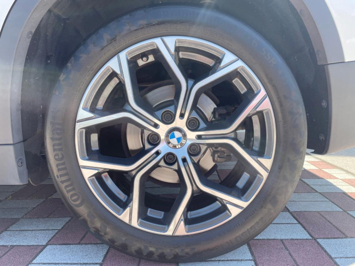 2022 BMW X1 3DA-AD20 (UW-6a2a27b7eed78)[14]