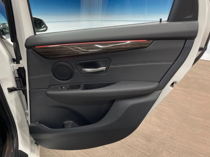 2019 BMW 2 Series DBA-6S15 (UW-6a2a27b879035)[28]