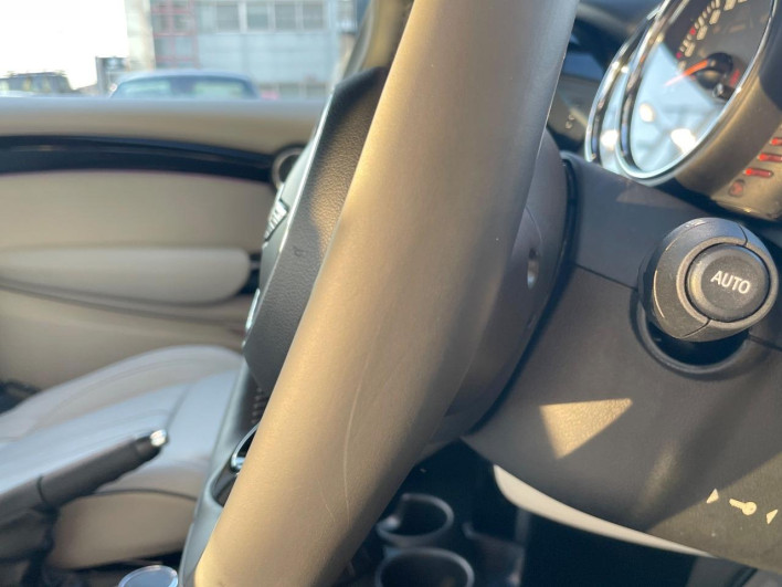 2016 Rover Mini DBA-WG15 (UW-6a2a27c02ea9e)[28]