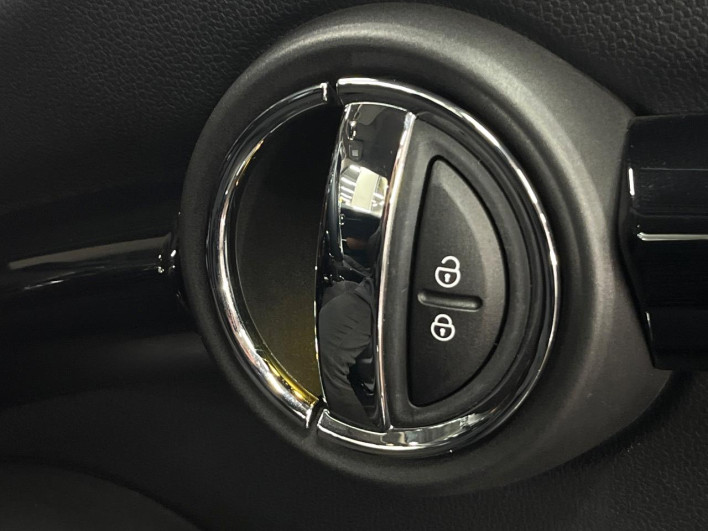 2017 Rover Mini LDA-XN20 (UW-6a2a27c1bcde4)[5]