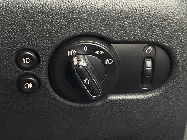 2017 Rover Mini LDA-XN20 (UW-6a2a27c1bcde4)[7]