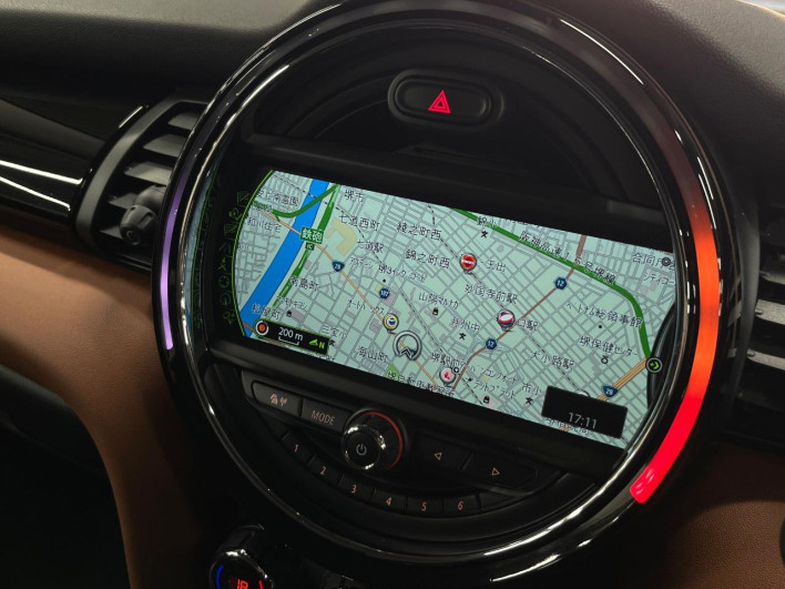 2017 Rover Mini LDA-XN20 (UW-6a2a27c1bcde4)[23]