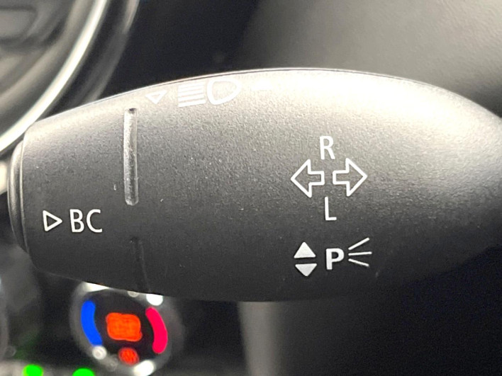 2021 Rover Mini 3DA-XY15MW (UW-6a2a27c2bbf95)[24]