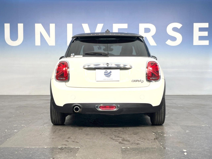 2021 Rover Mini 3DA-XY15MW (UW-6a2a27c2bbf95)[15]