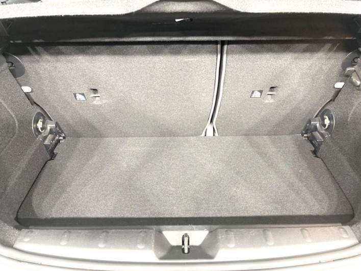 2021 Rover Mini 3DA-XY15MW (UW-6a2a27c2bbf95)[13]