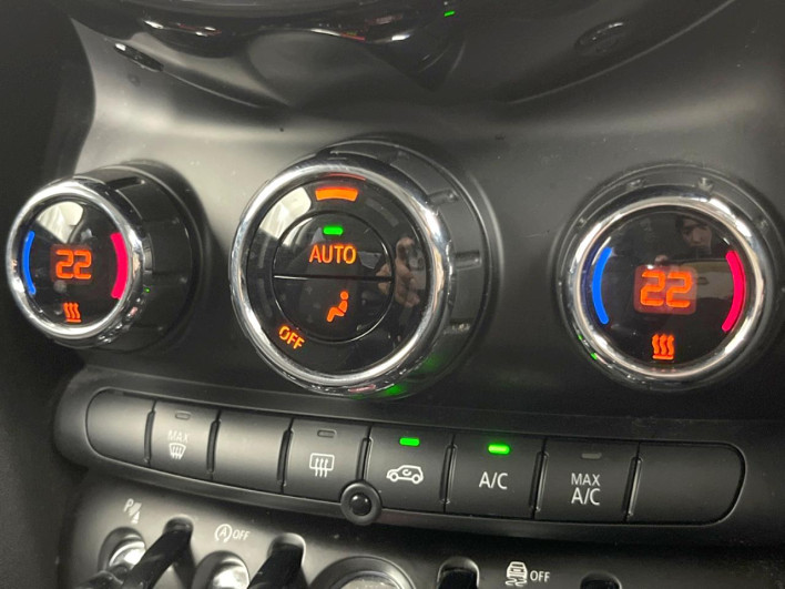 2021 Rover Mini 3DA-XY15MW (UW-6a2a27c2bbf95)[25]