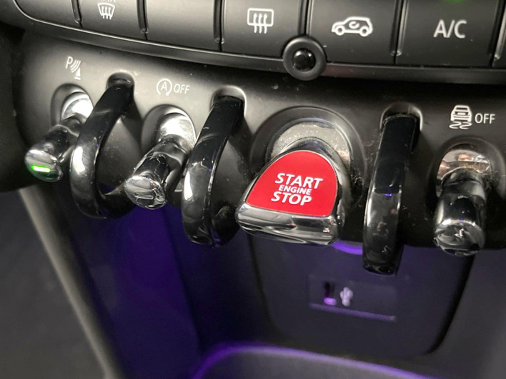 2021 Rover Mini 3DA-XY15MW (UW-6a2a27c2bbf95)[26]