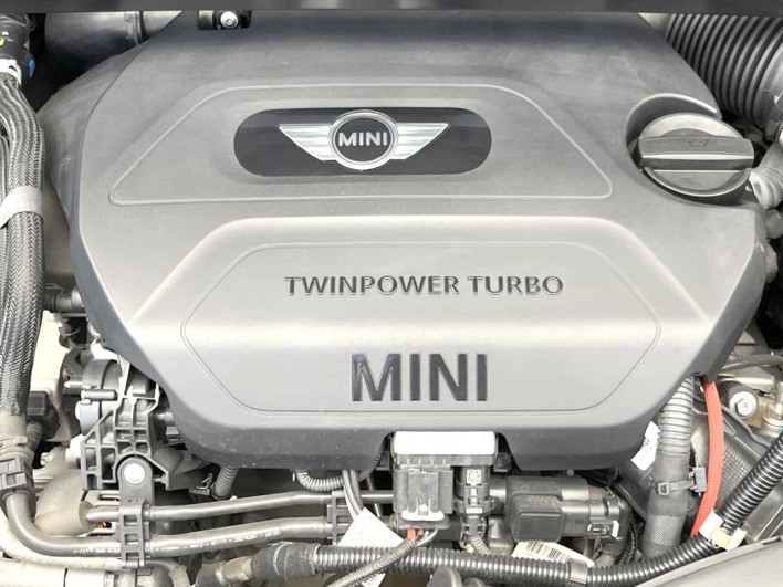 2019 Rover Mini LDA-YT20 (UW-6a2a27c2ef8b8)[4]