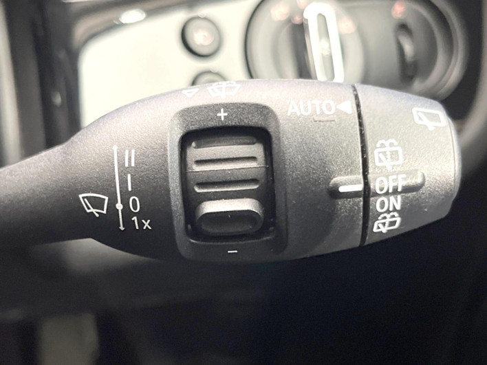 2019 Rover Mini LDA-YT20 (UW-6a2a27c2ef8b8)[26]