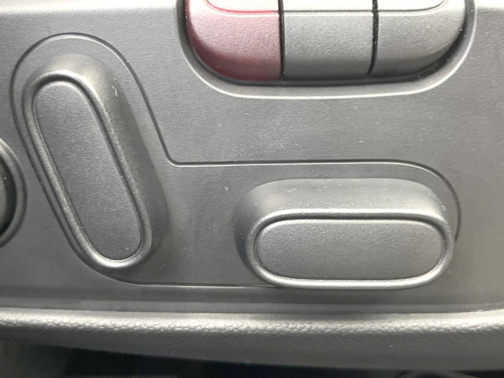2018 Rover Mini LDA-YT20 (UW-6a2a27c386332)[28]