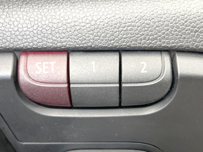 2018 Rover Mini LDA-YT20 (UW-6a2a27c386332)[29]