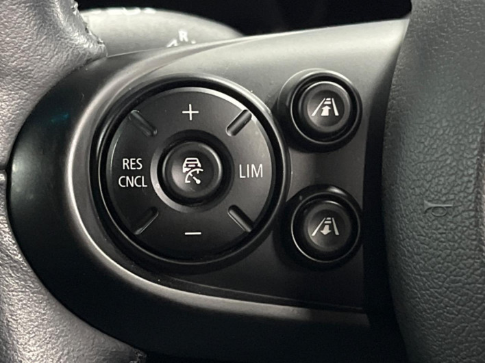 2018 Rover Mini LDA-YT20 (UW-6a2a27c3d0691)[17]