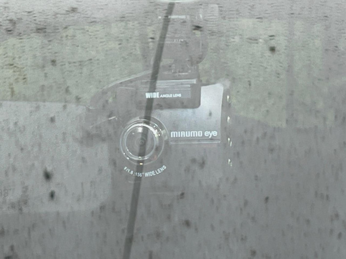 2011 Nissan JUKE DBA-YF15 (UW-6a2a27c644444)[5]