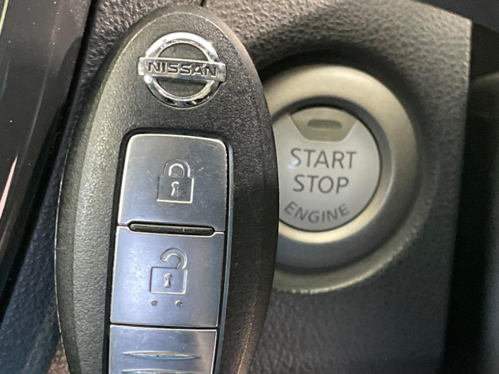 2012 Nissan JUKE DBA-YF15 (UW-6a2a27c6cb1f0)[5]