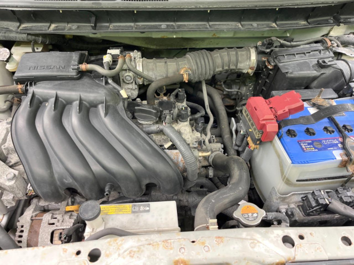 2014 Nissan JUKE DBA-YF15 (UW-6a2a27c701259)[4]