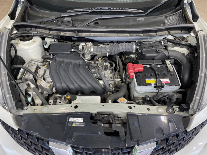 2017 Nissan JUKE DBA-YF15 (UW-6a2a27c7c9f87)[5]
