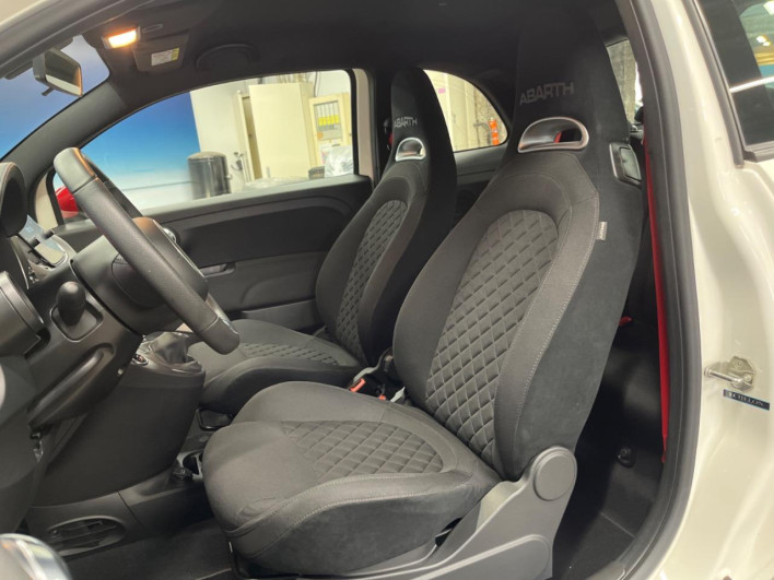 2023 Abartha Abarth 595 3BA-31214T (UW-6a2a27cf39ea5)[17]