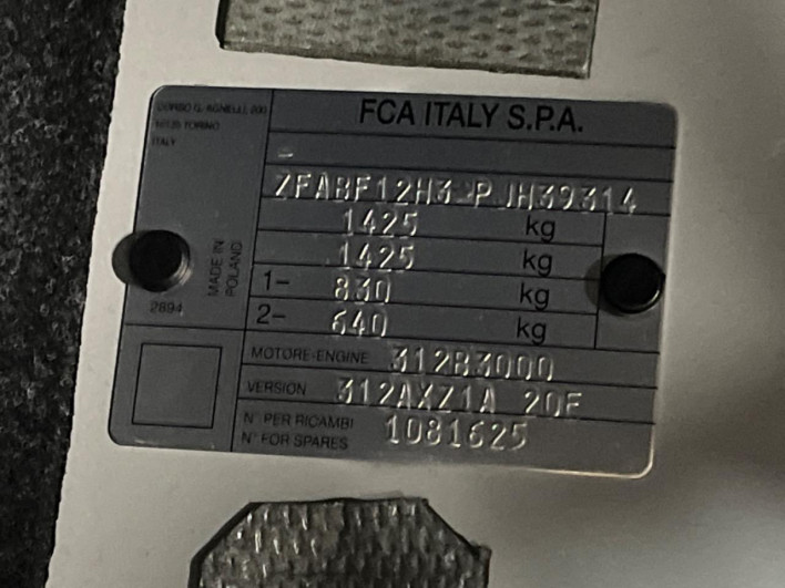 2023 Abartha Abarth 595 3BA-31214T (UW-6a2a27cf39ea5)[1]