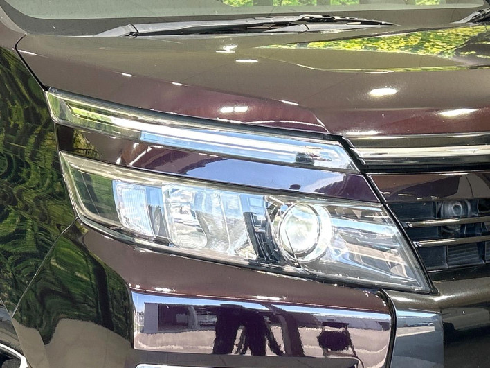 2014 Toyota Voxy DBA-ZRR80W (UW-6a2a27d16b3ca)[13]