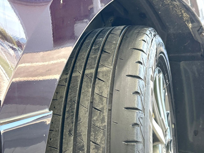 2014 Toyota Voxy DBA-ZRR80W (UW-6a2a27d16b3ca)[15]