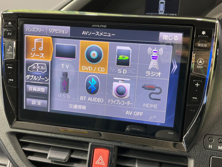 2015 Toyota Voxy DBA-ZRR80W (UW-6a2a27d273b9a)[9]