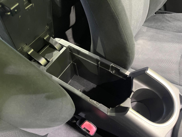 2012 Toyota Prius DAA-ZVW30 (UW-6a2a27e3b275c)[28]