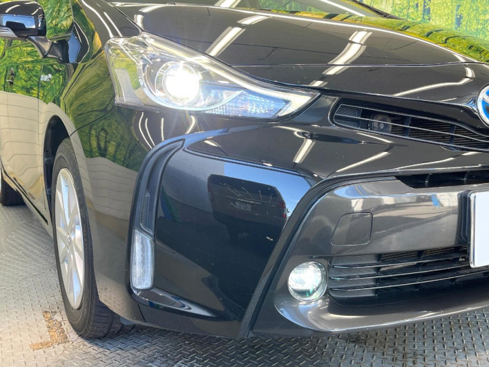 2016 Toyota Prius α DAA-ZVW41W (UW-6a2a27e4ba699)[10]