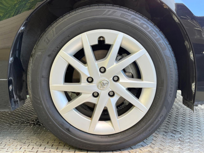 2016 Toyota Prius α DAA-ZVW41W (UW-6a2a27e4ba699)[15]