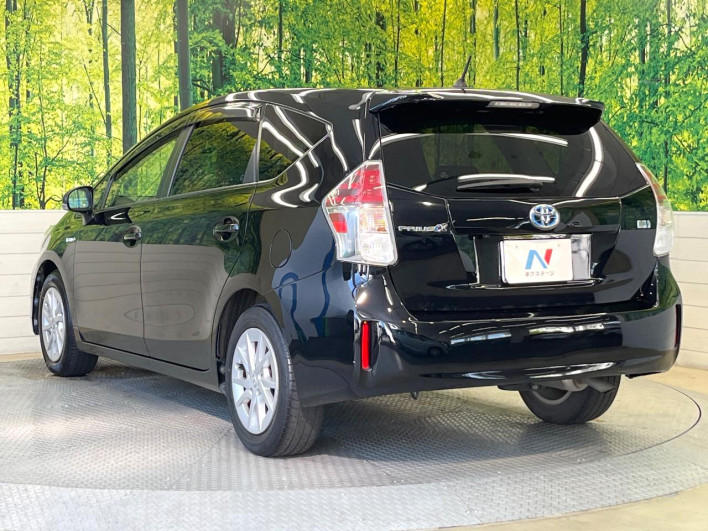2016 Toyota Prius α DAA-ZVW41W (UW-6a2a27e4ba699)[29]