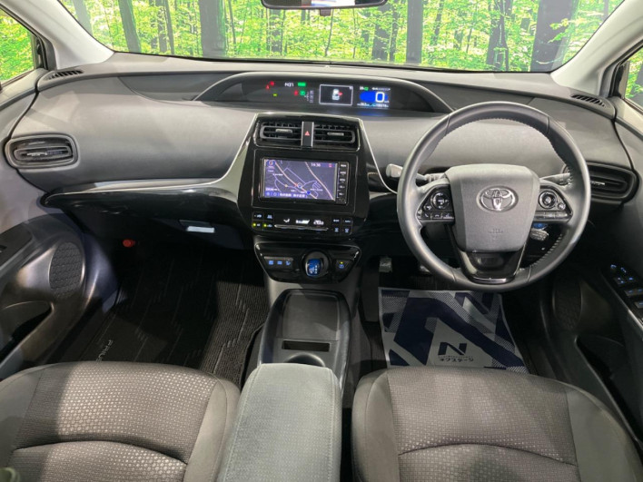 2020 Toyota Prius DAA-ZVW51 (UW-6a2a27e89efde)[28]