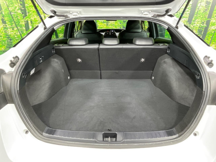 2021 Toyota Prius 6AA-ZVW51 (UW-6a2a27e94ea76)[18]