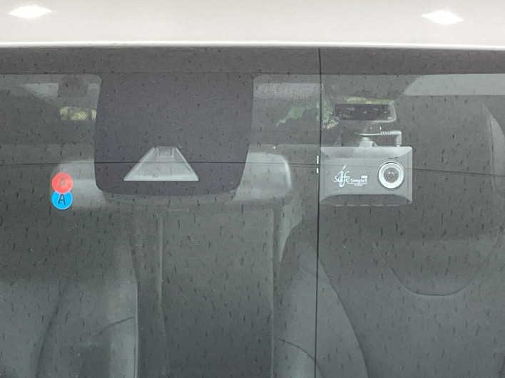 2021 Toyota Prius 6AA-ZVW51 (UW-6a2a27e94ea76)[10]