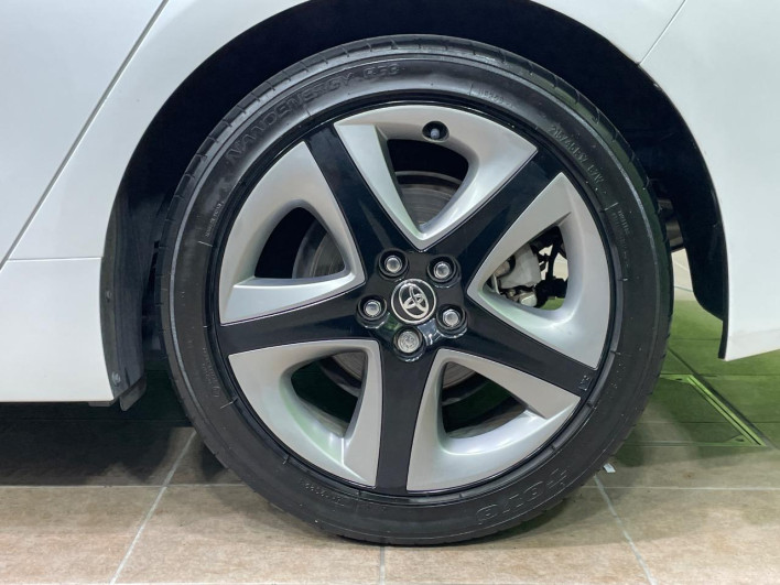 2021 Toyota Prius 6AA-ZVW51 (UW-6a2a27e94ea76)[8]