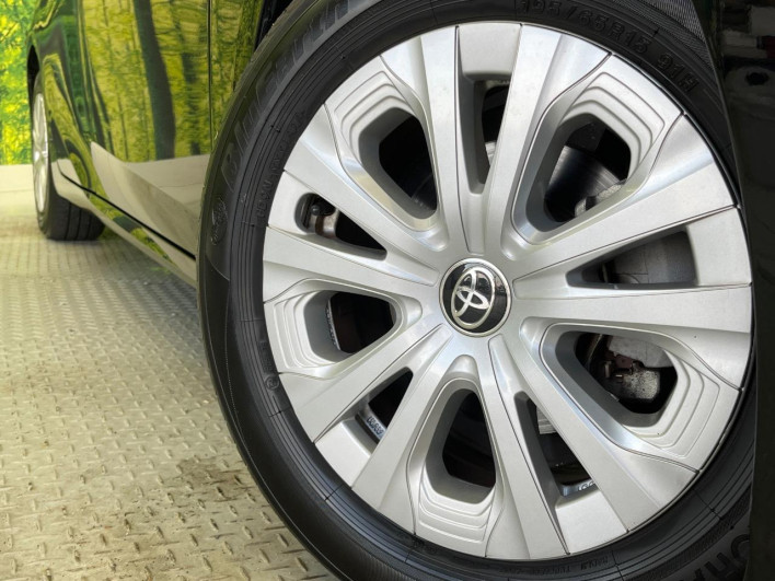 2021 Toyota Prius 6AA-ZVW51 (UW-6a2a27ea45d48)[18]