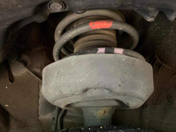 2019 Toyota Prius PHV DLA-ZVW52 (UW-6a2a27ed1849c)[27]