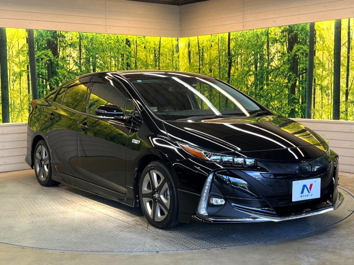 2019 Toyota Prius PHV DLA-ZVW52 (UW-6a2a27ed1849c)[17]