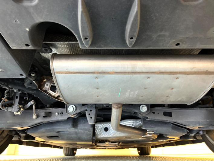 2019 Toyota Prius PHV DLA-ZVW52 (UW-6a2a27ed1849c)[24]