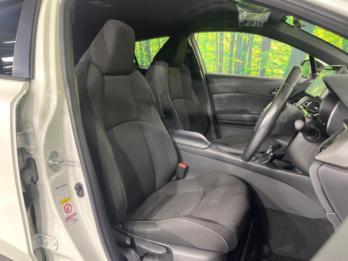 2018 Toyota C-HR DAA-ZYX10 (UW-6a2a280315206)[21]