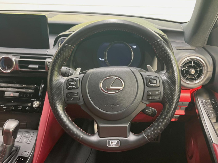 2020 Lexus IS 6AA-AVE30 (UW-6a2b778d21234)[29]
