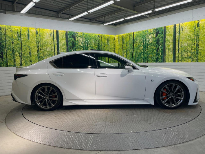 2020 Lexus IS 6AA-AVE30 (UW-6a2b778d21234)[19]