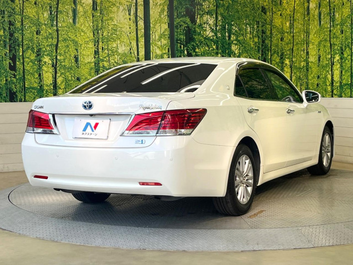 2015 Toyota Crown Hybrid DAA-AWS210 (UW-6a2b77913ffc5)[26]