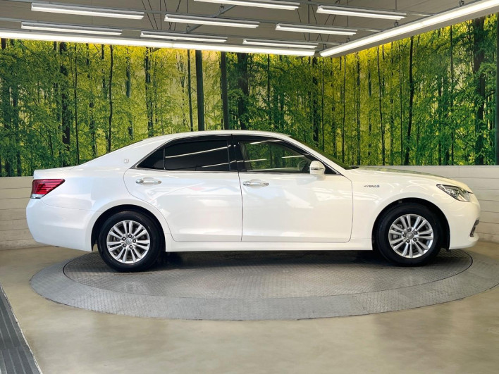 2015 Toyota Crown Hybrid DAA-AWS210 (UW-6a2b77913ffc5)[25]